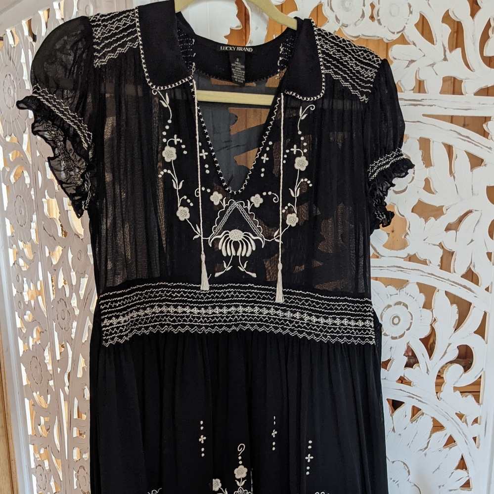 Lucky brand embroidered detail dress